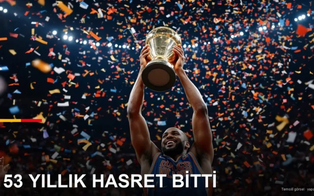 Şampiyonluk kupasını kaldıran basketbolcu — NBA (temsilî)