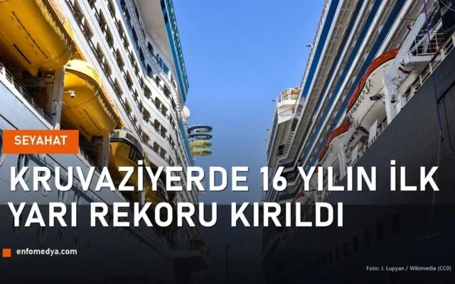 Kuşadası limanında kruvaziyer gemileri, turizm rekoru