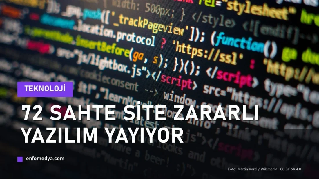 Kod ekranı — sahte indirme siteleri zararlı yazılım yayıyor